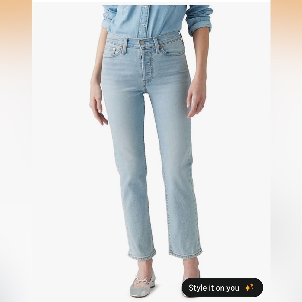 Levis wedgie straight jeans